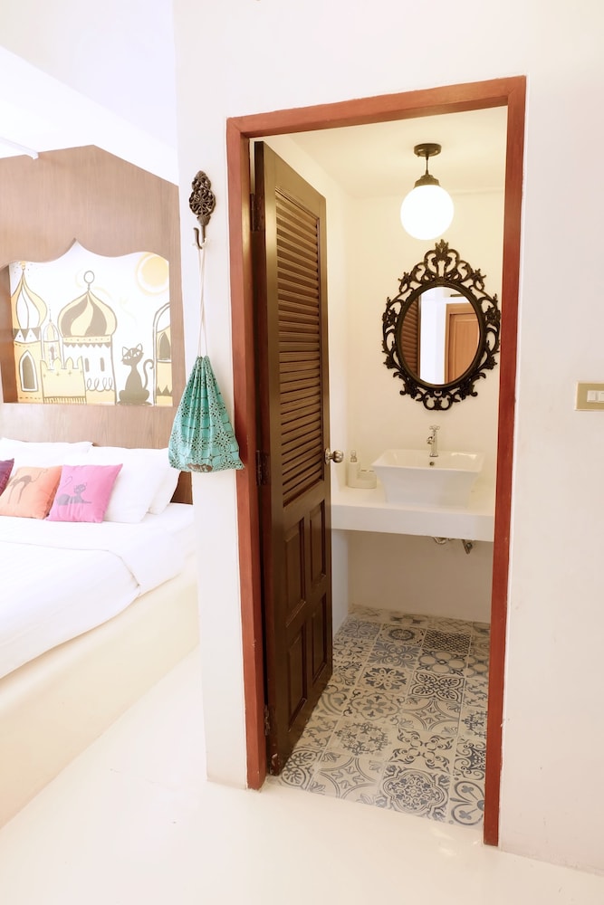 Riad Hua Hin Hotel 27/28
