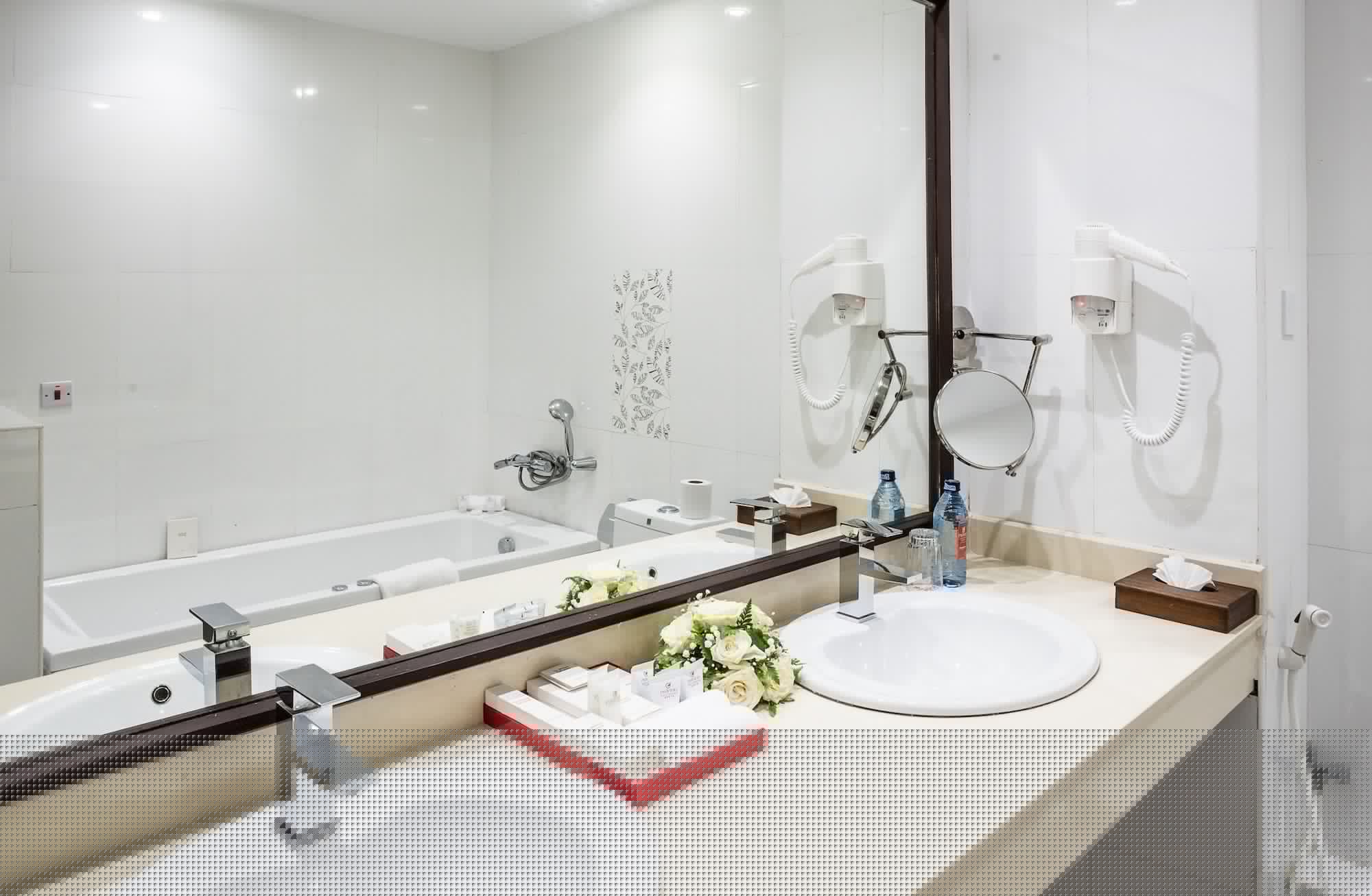 PRIDEINN PARADISE BEACH HOTEL AND SPA in MOMBASA