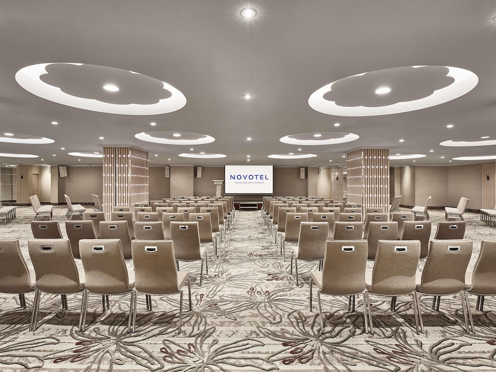 Novotel Singapore on Kitchener 58/61