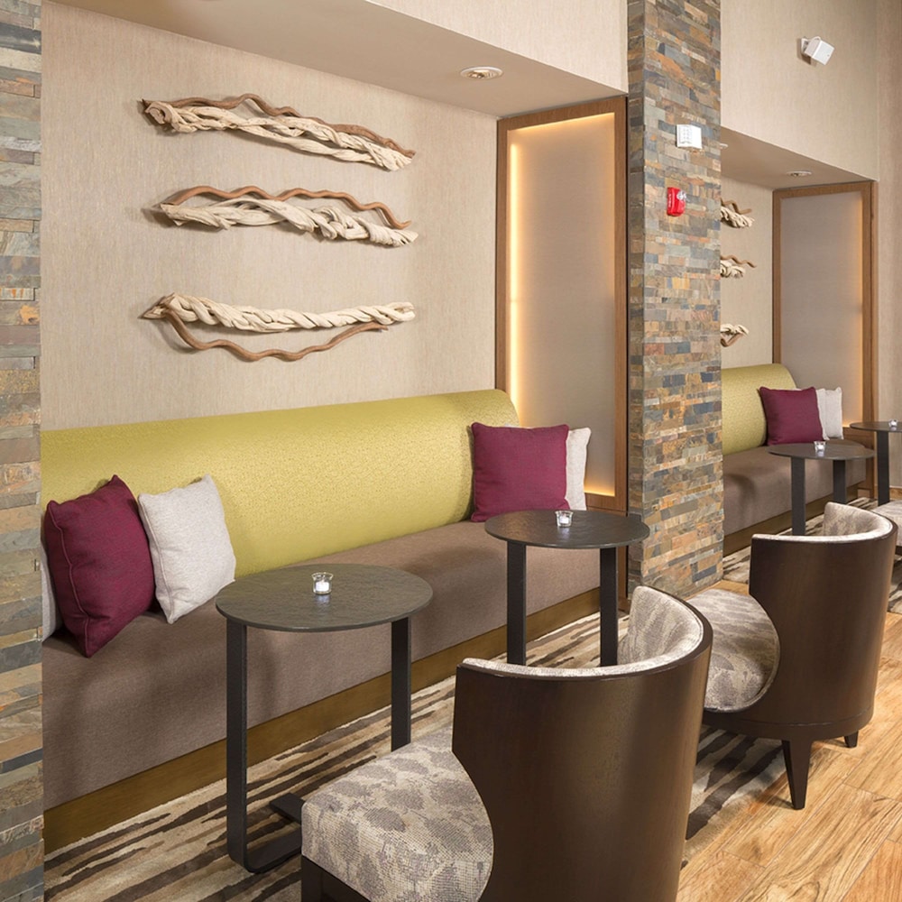 Hampton Inn And Suites Murrieta 40/53