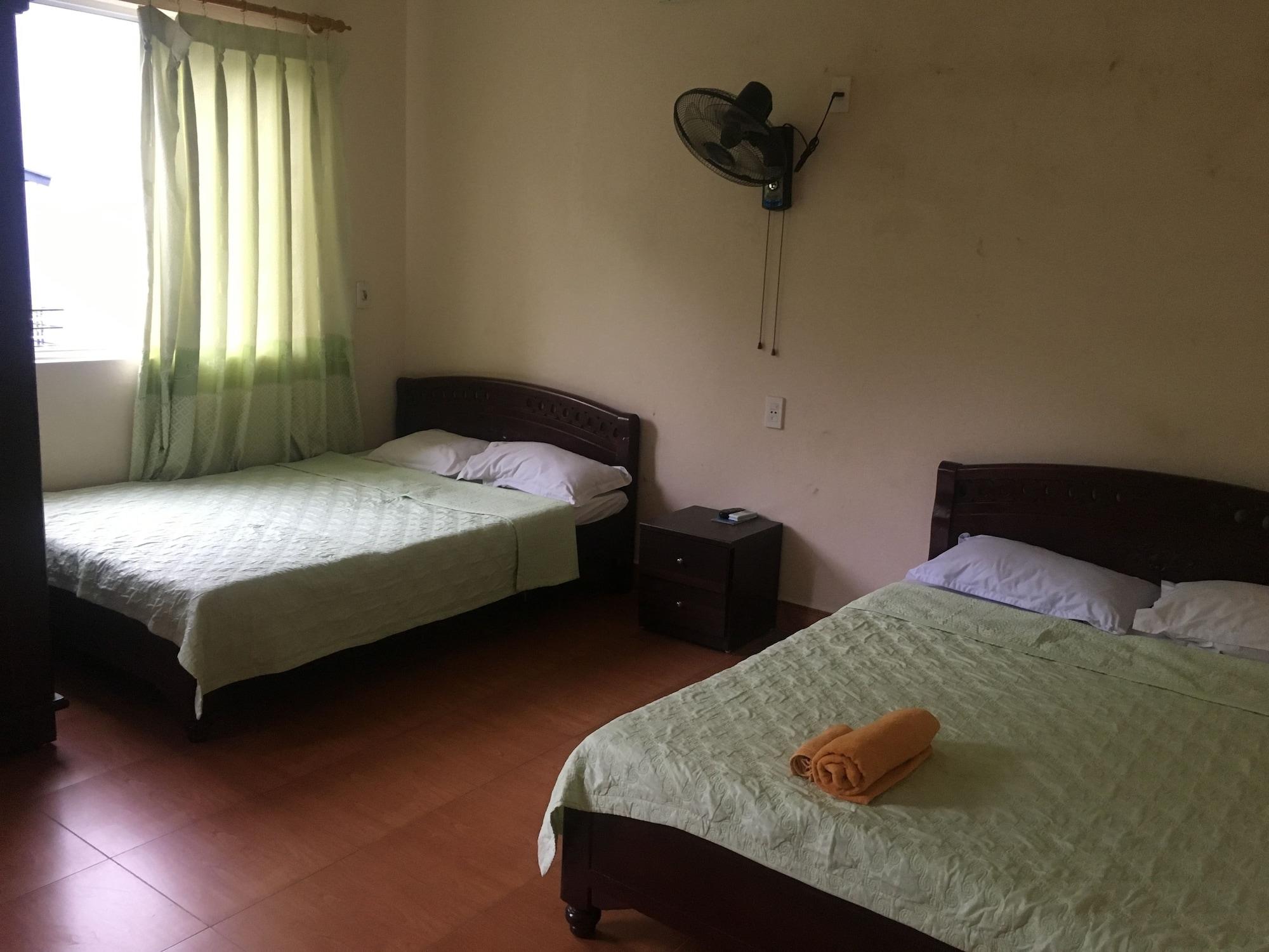 Black Pearl Cat Ba Hostel 9/14