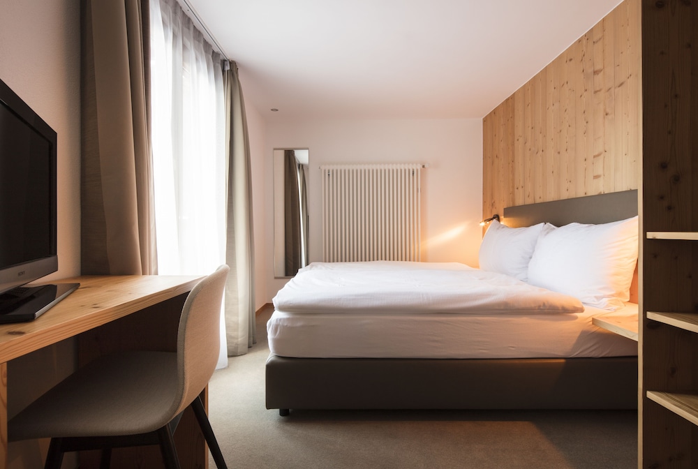 HOTEL CONTINENTAL 13/43