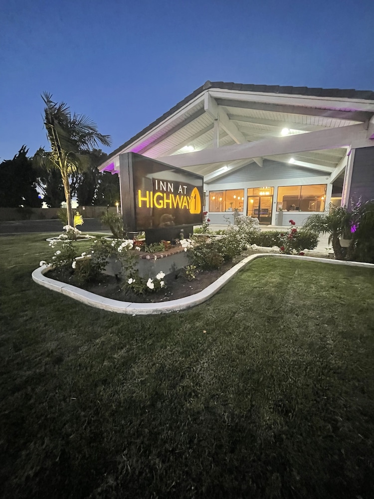 Inn At Highway 1 4/61