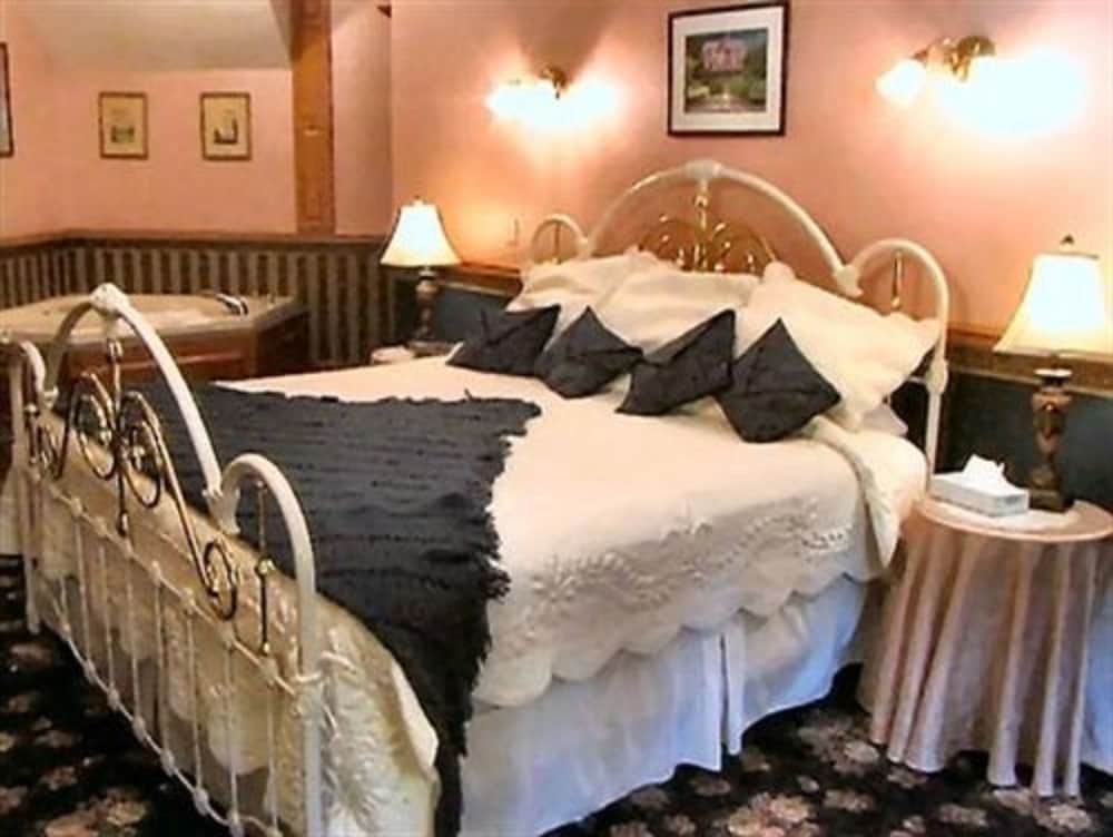 Old Rittenhouse Inn 14/50