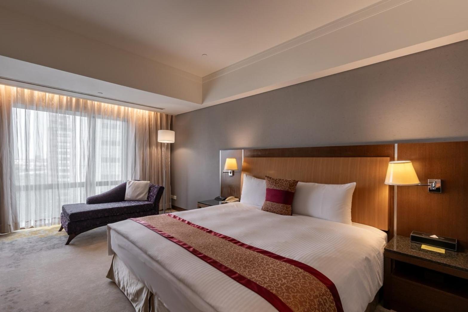 Splendor, Suite, Double Bed