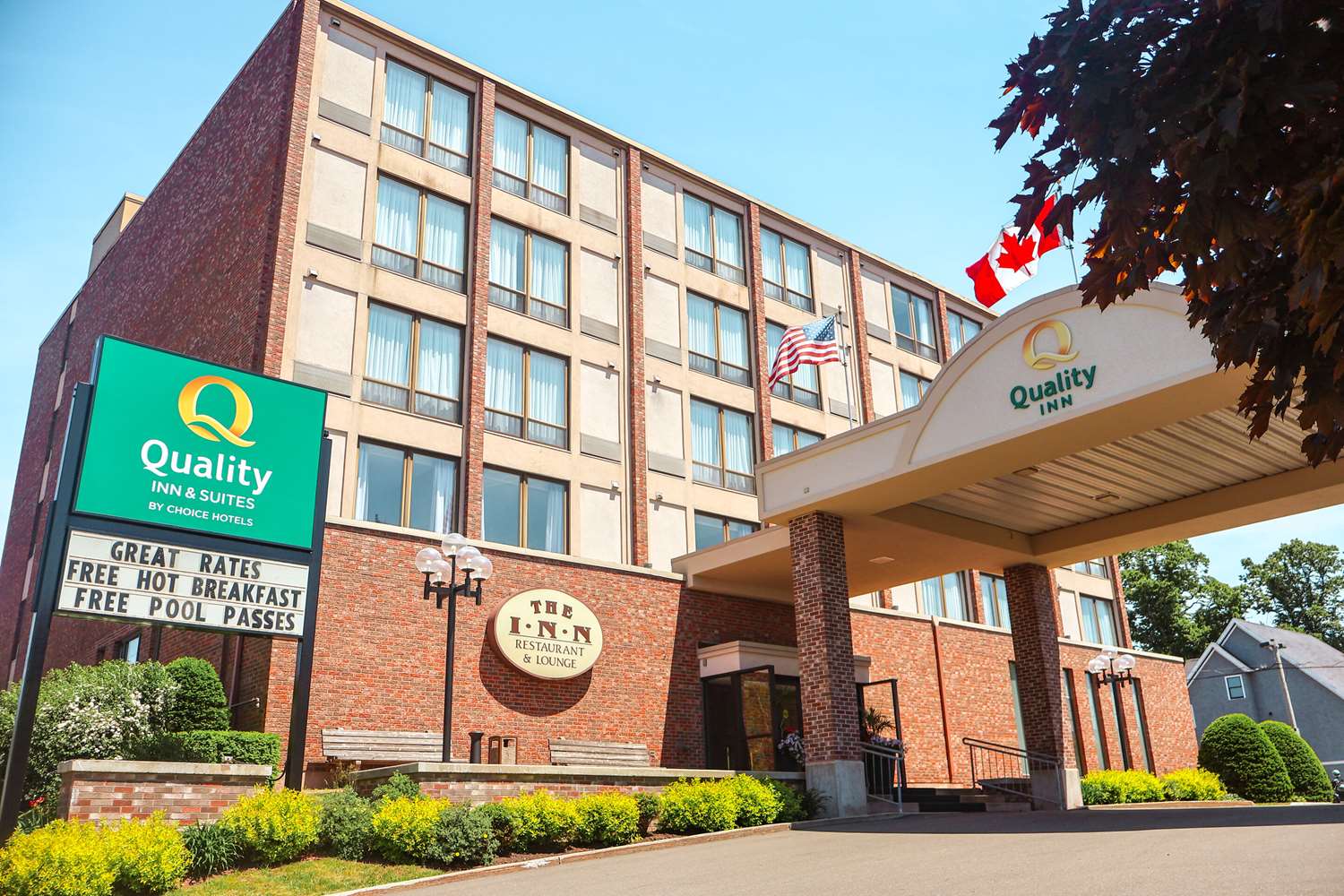 Quality Inn Suites Downtown Charlottetown 2/34