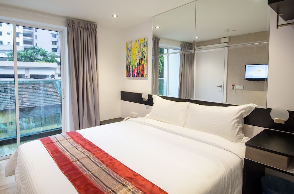 ROOM, DOUBLE BED, BALCONY