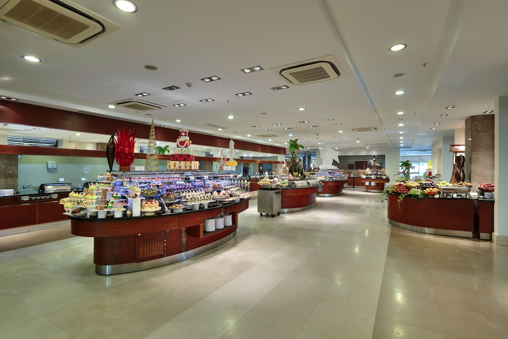 Sunis Evren Beach Resort Hotel and Spa 11/66