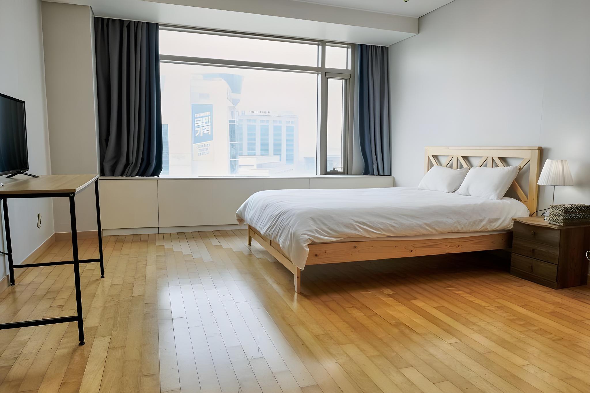 Room, Double Bed
