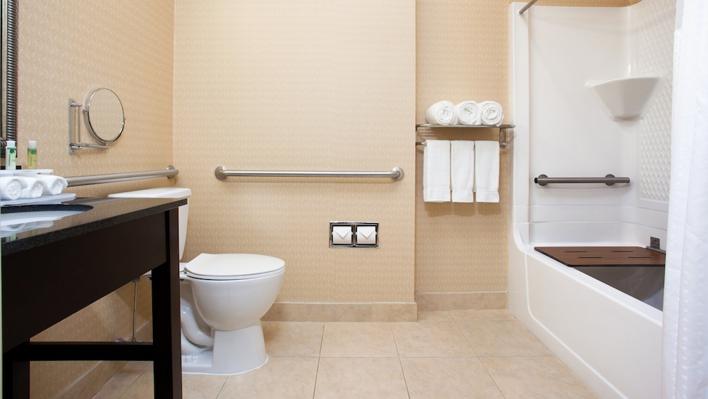Holiday Inn Express And Suites Allentown West Ex Bw Plus Allentown Inn Suites 19/52