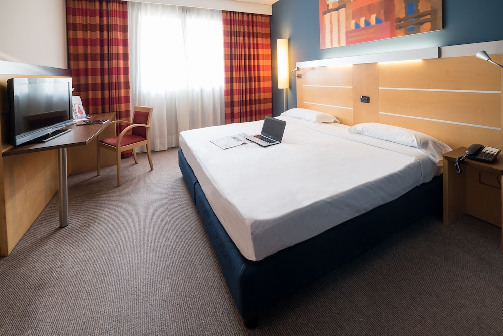 STANDARD, DOUBLE BED