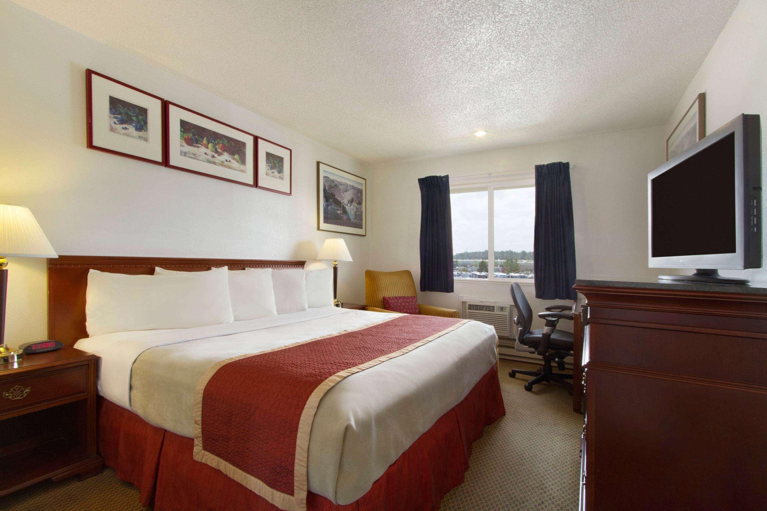 Travelodge By Wyndham Port Of Tacoma WA — foto 3