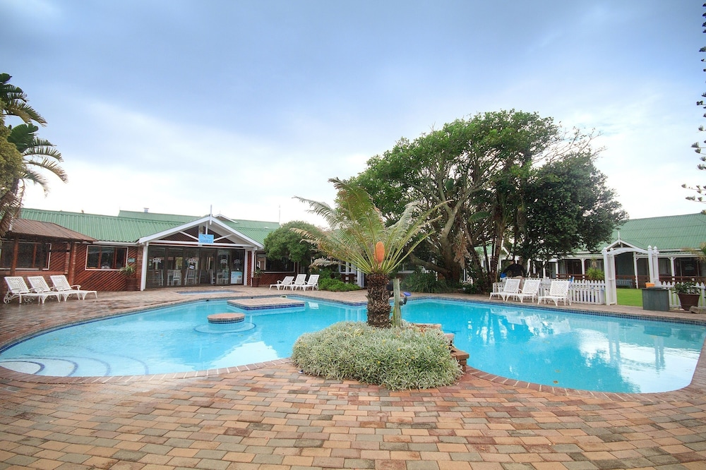 Pine Lodge Resort 67/70
