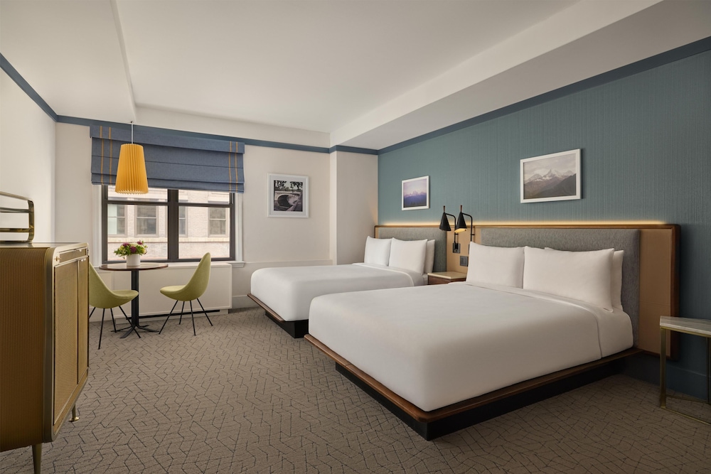 Suite, Multiple Beds