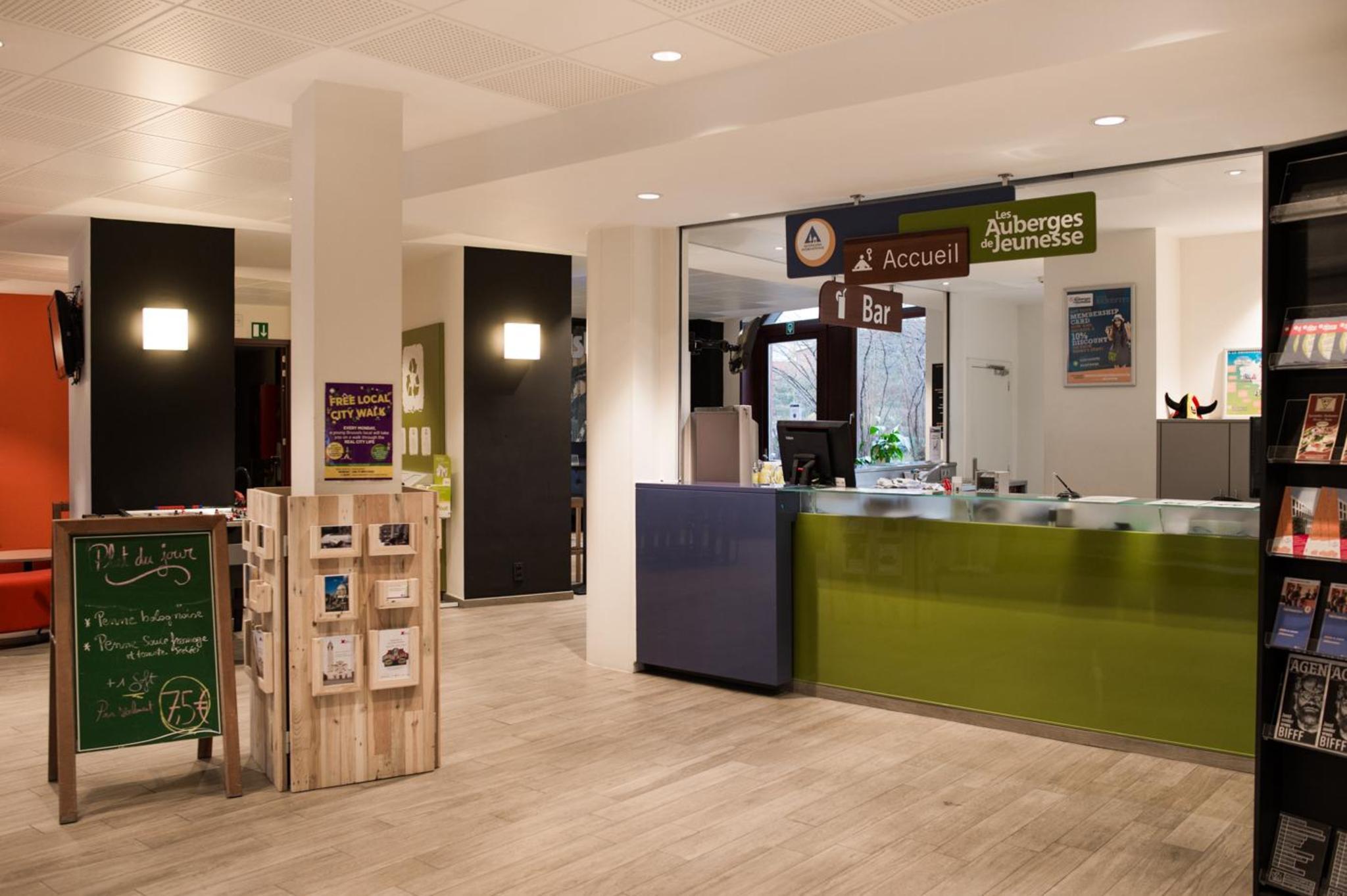 Generation Europe Youth Hostel 3/50