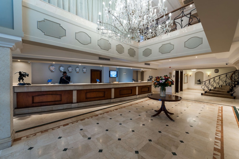 RADISSON BLU LE VENDOME-CAPE TOWN 6/33