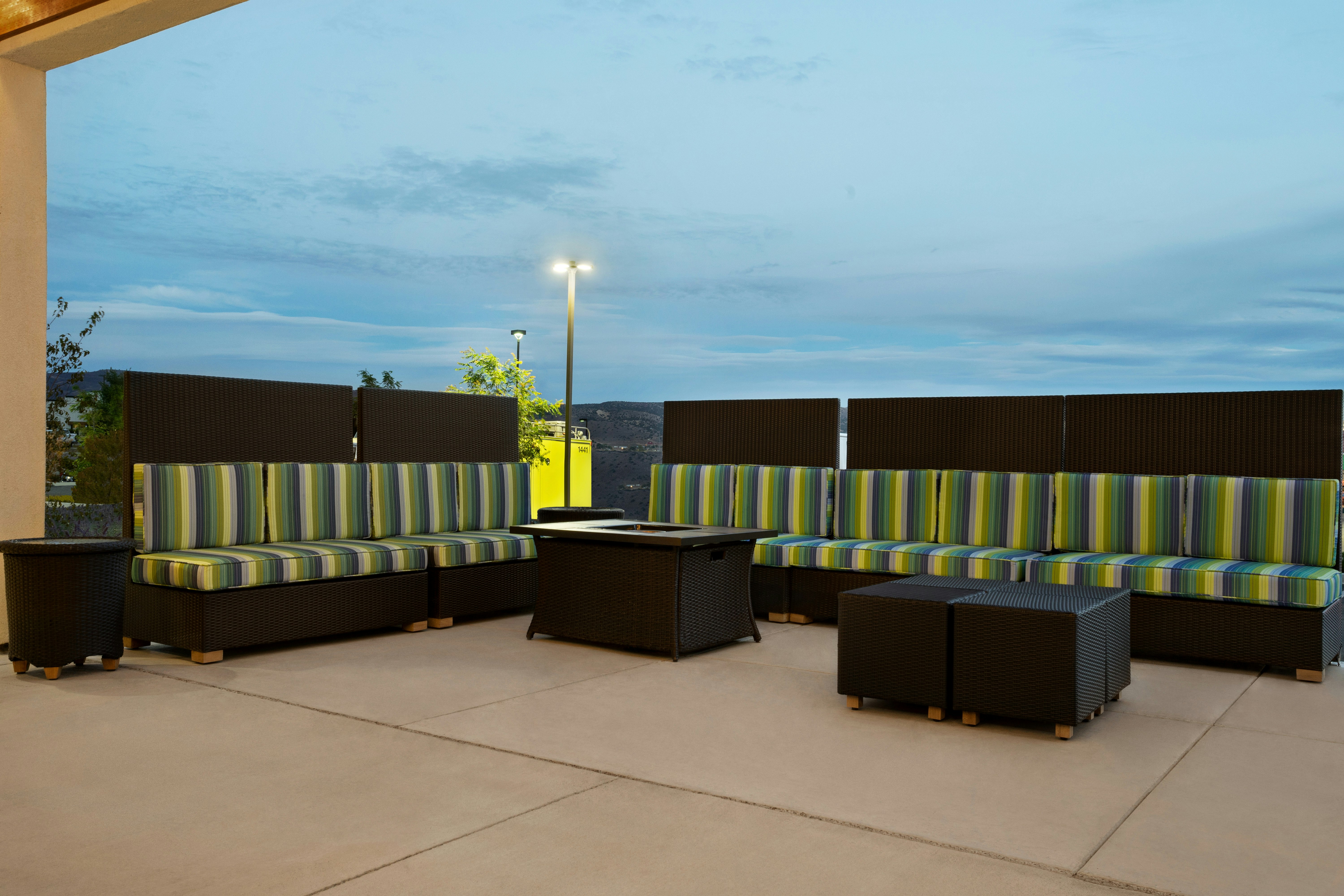 Home2 Suites By Hilton Elko 45/45