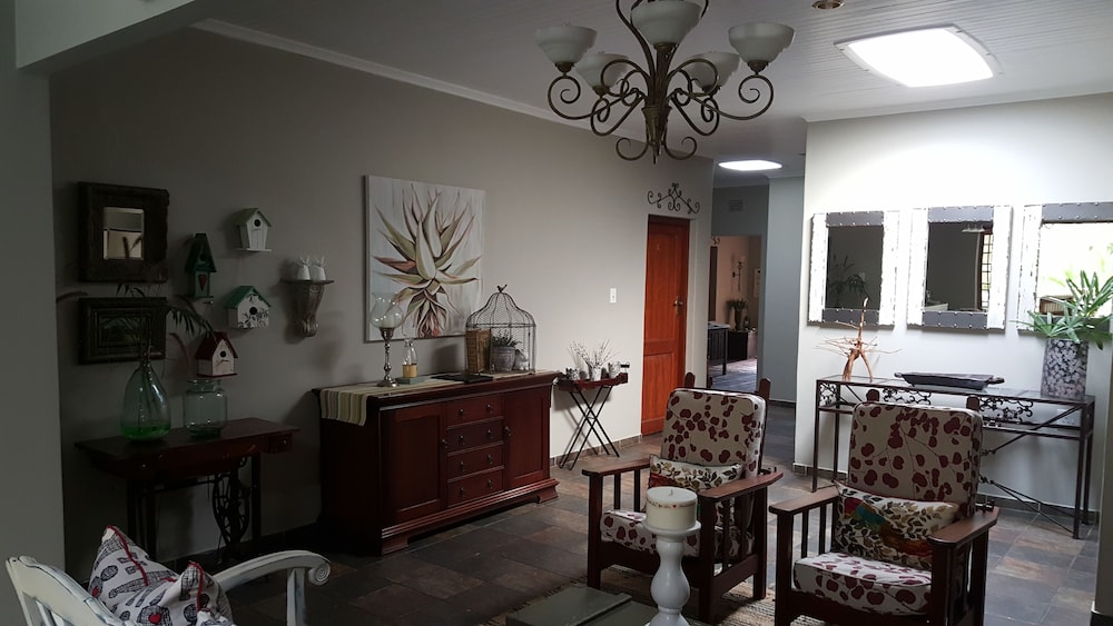 Sandpiper Guest House 20/38