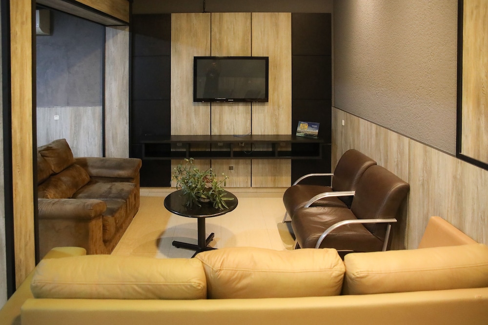 Rede Andrade Vivaldi Hotel 44/50