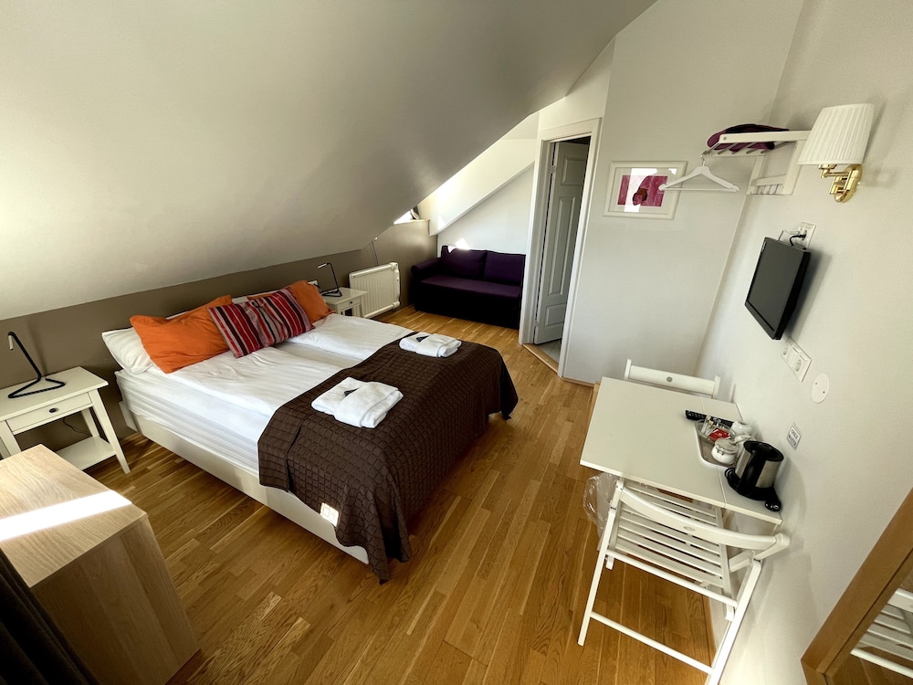 Hotel Laekur 14/73