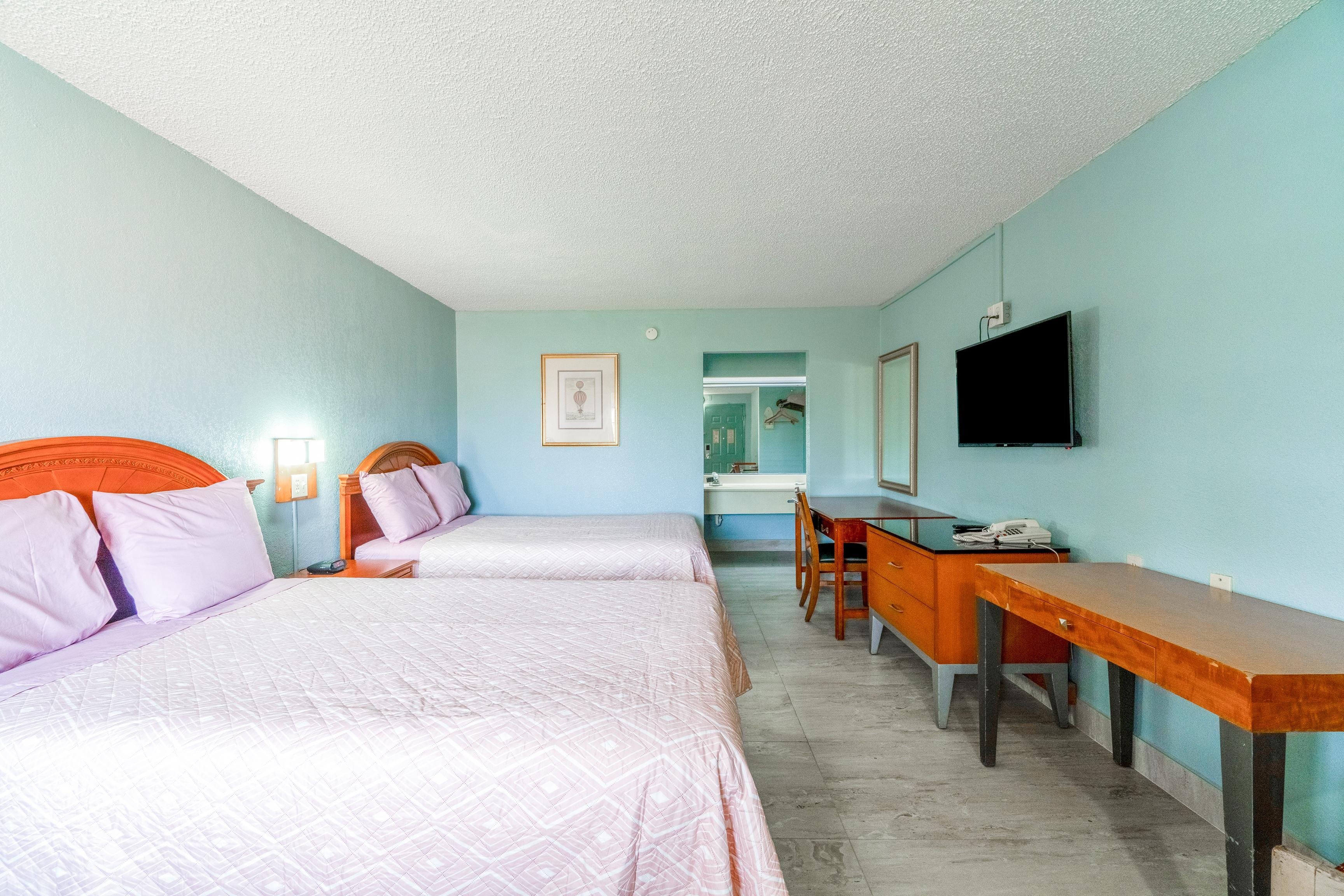 Lone Star Inn & Suites Harlingen TX 23/60