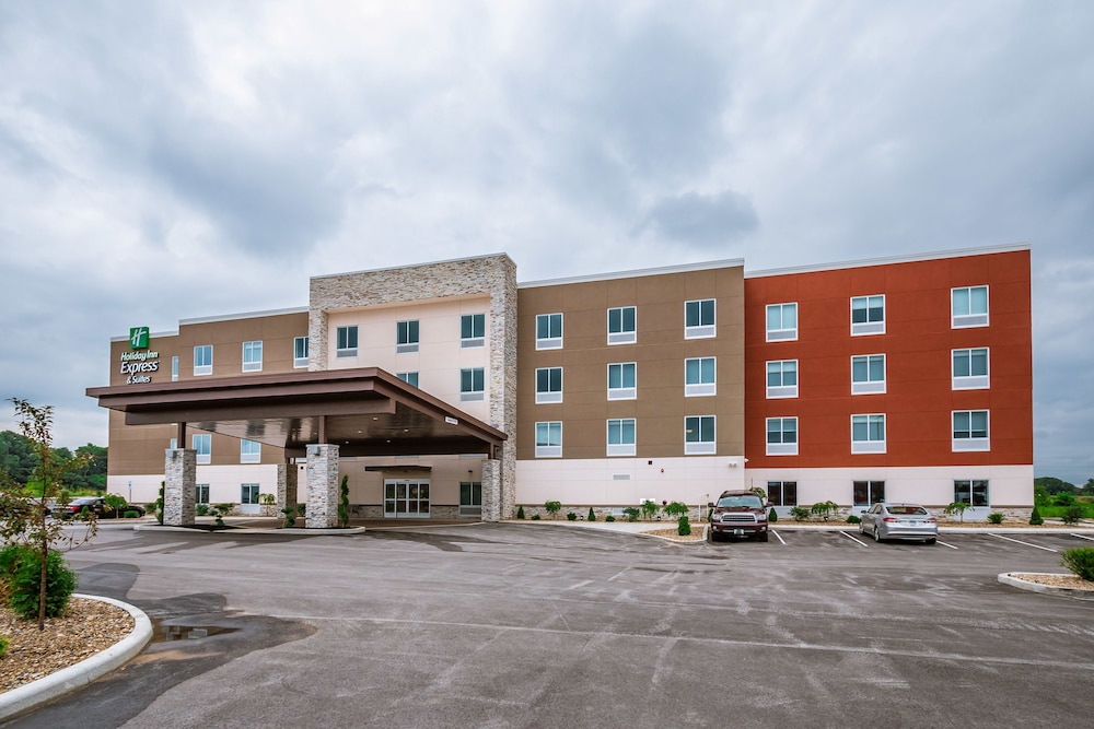 Holiday Inn Express and Suites South Bend South 3/64