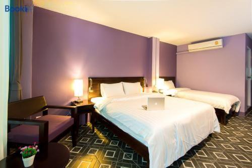 Standard, Triple, 1 Queen and 1 Single Bed