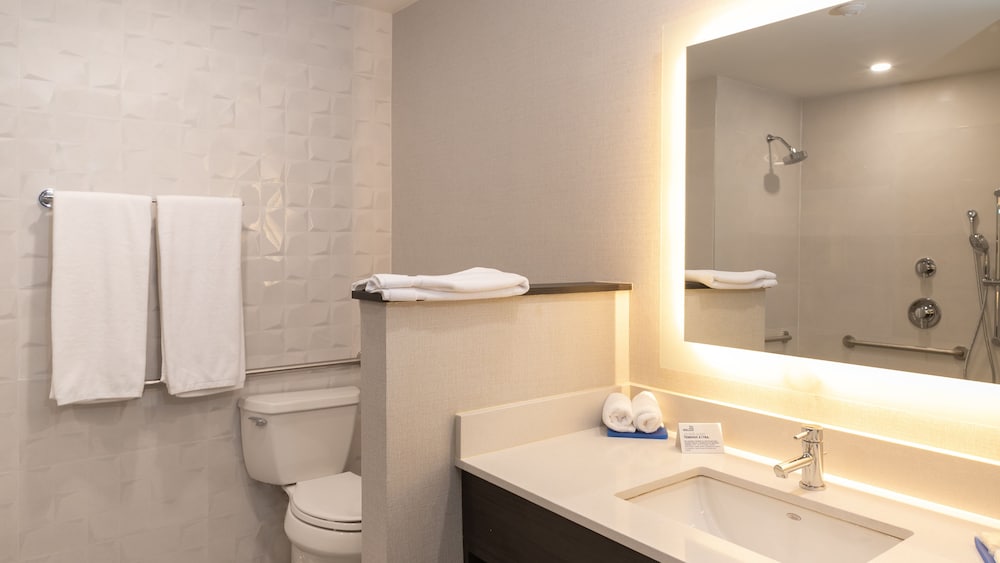 Holiday Inn Express and Suites Tijuana Otay 16/61