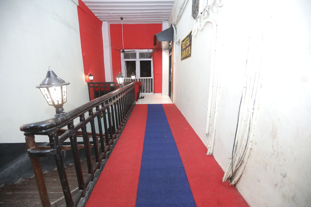 Hotel Janata 24/28