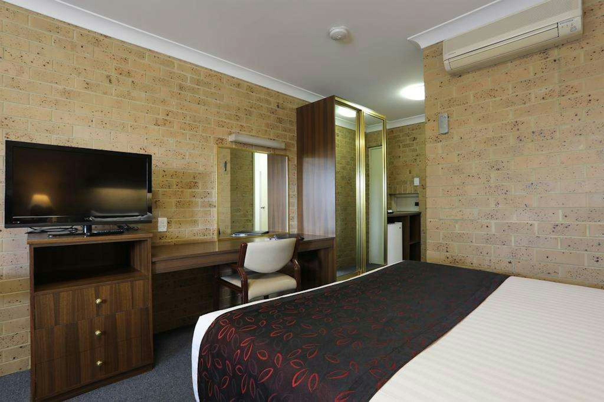Tamworth Motor Inn 18/47