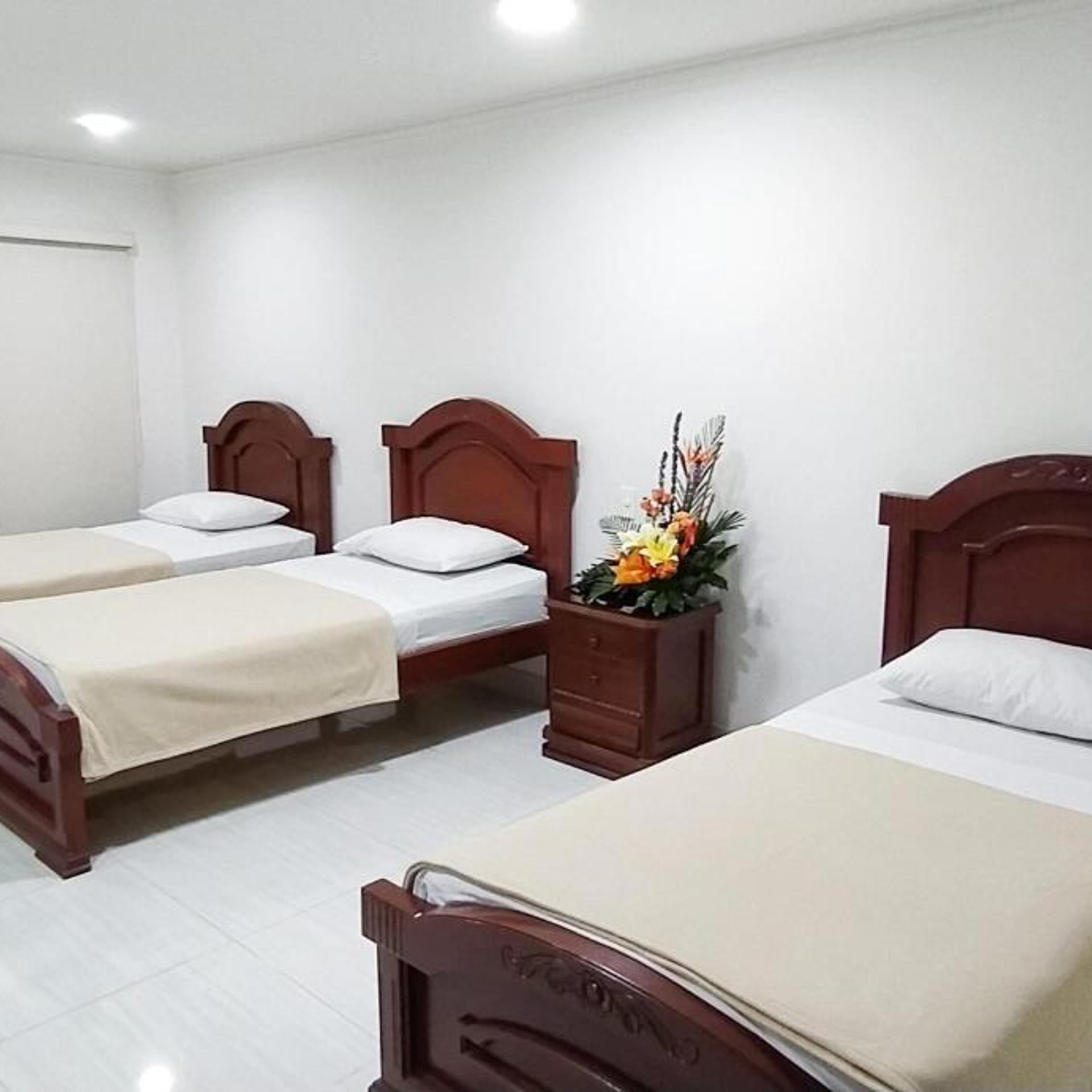 Hotel Exelsior 16/48