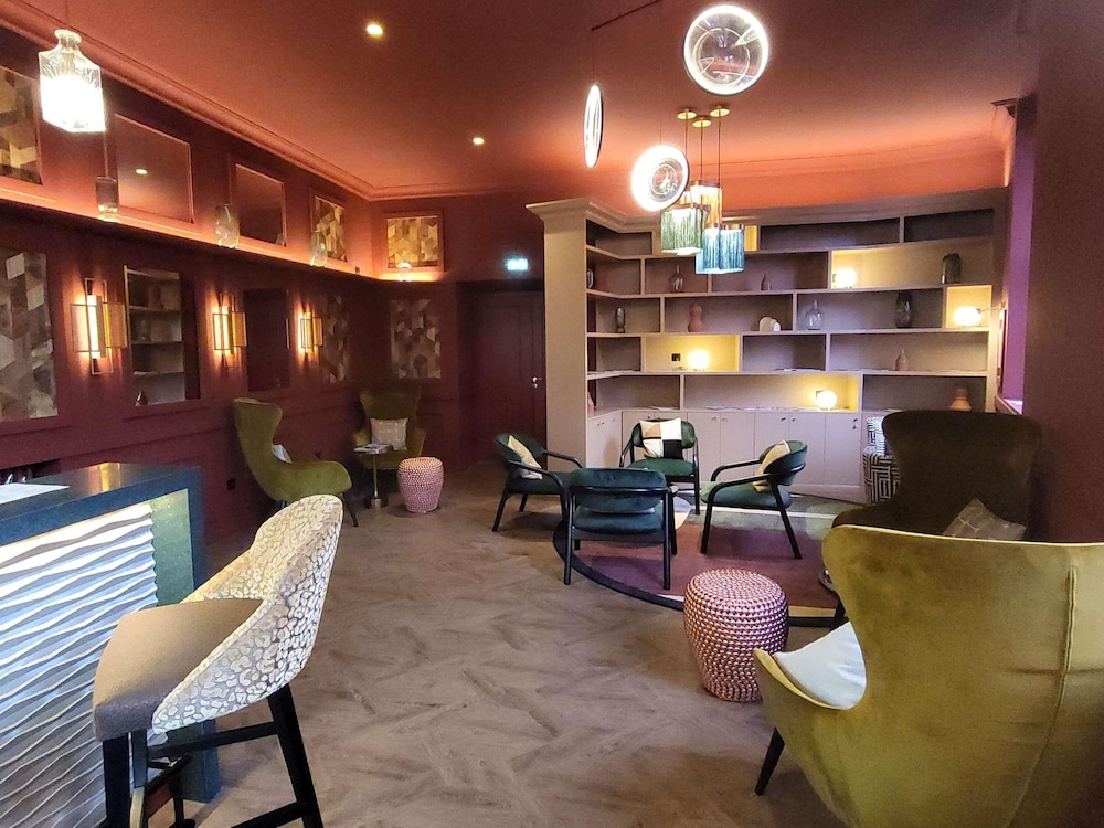 Mercure Moulins Centre Hotel de Paris 51/75