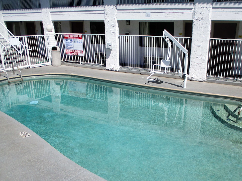Motel6 Fresno, CA 16/28