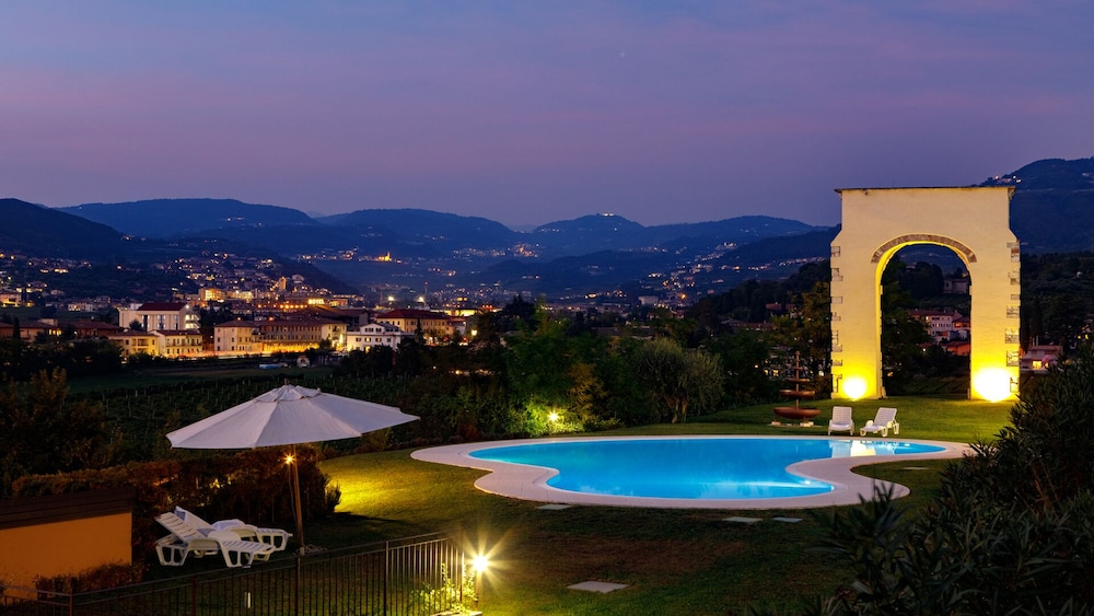 La Fonte Degli Dei Wine Relais - Adults Only 36/50