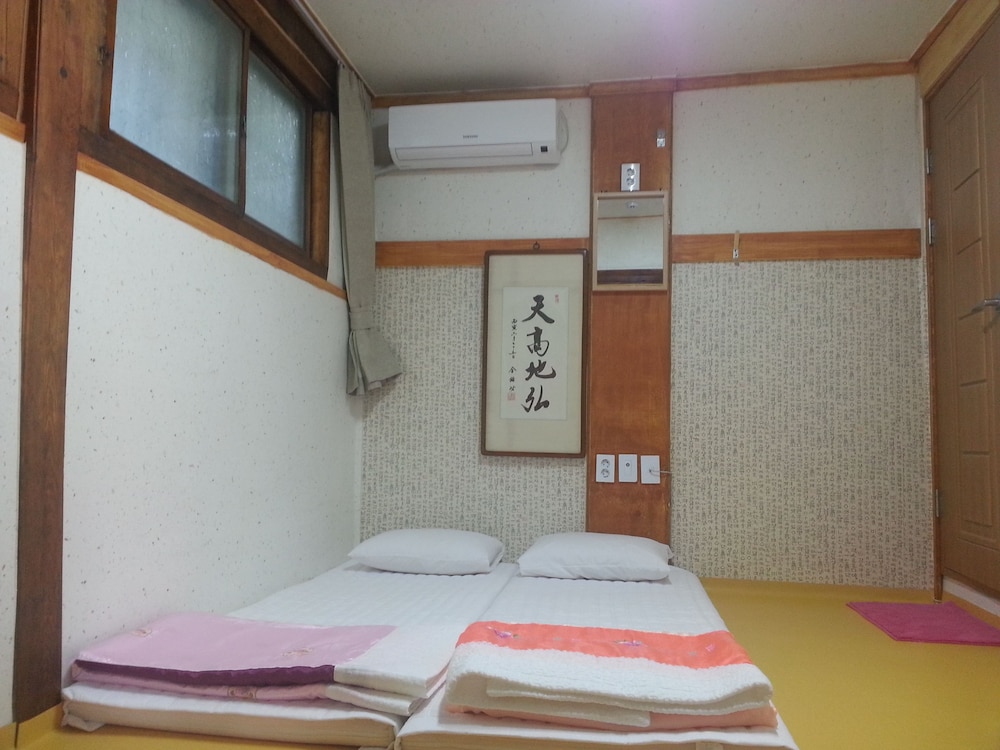 Dajayon Guest House 9/70