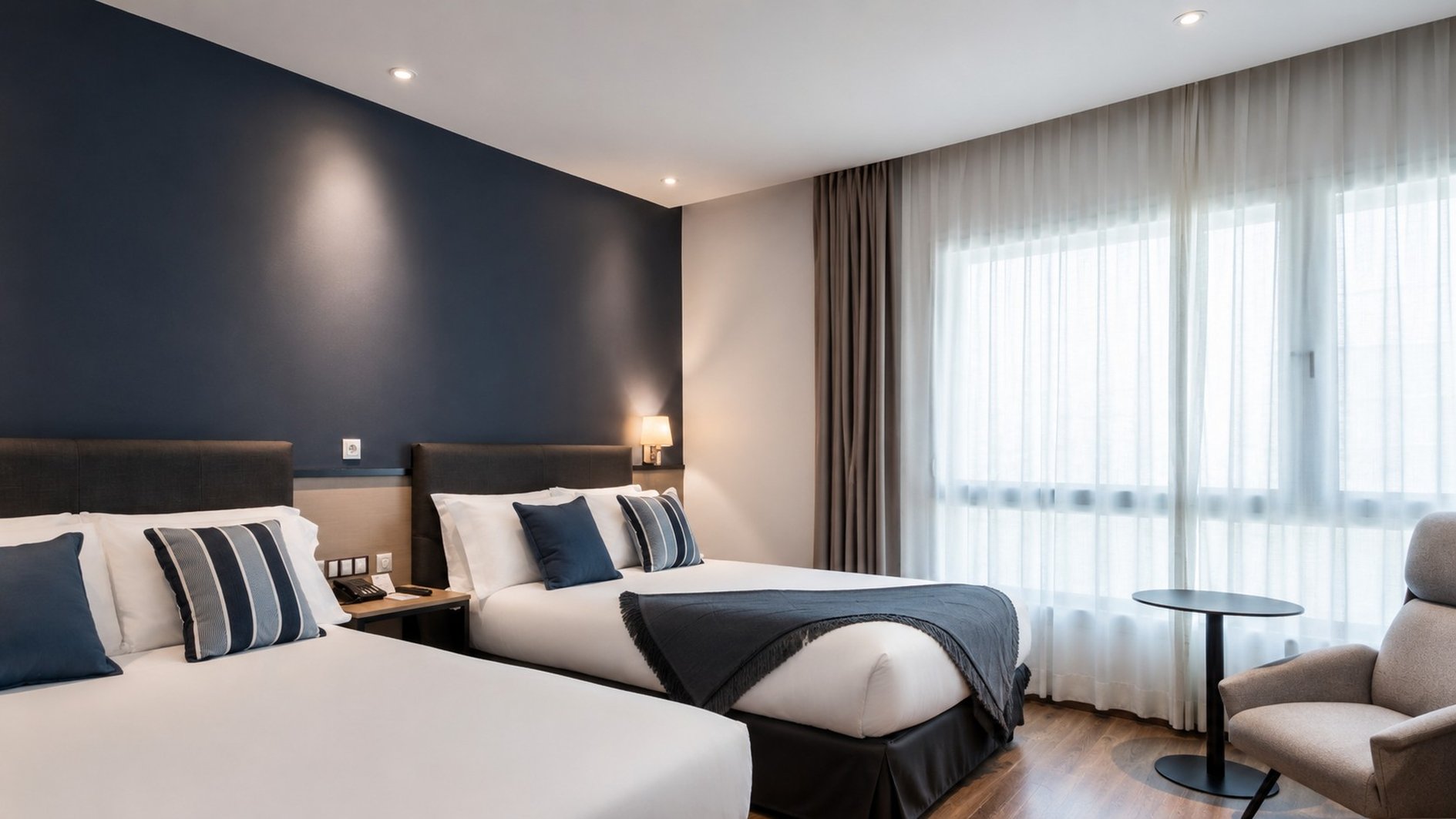 Crowne Plaza Madrid Airport Hotel 10/76