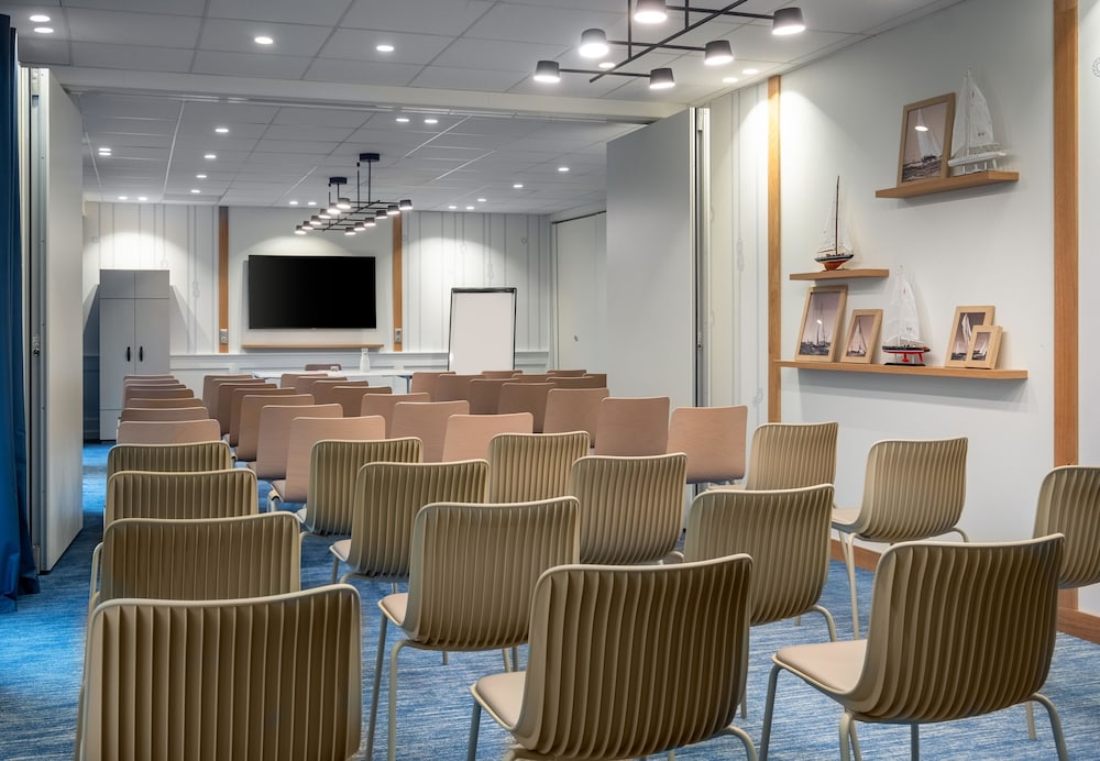 Hotel Arcanse by Inwood Hotels 59/68