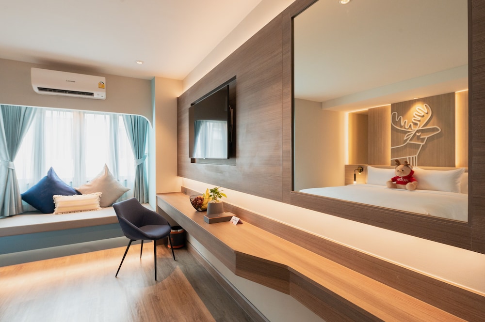FAMILY SUITE, JETTED TUB