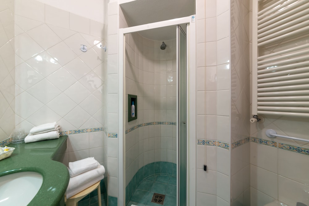 Hotel Villa Bina 65/66