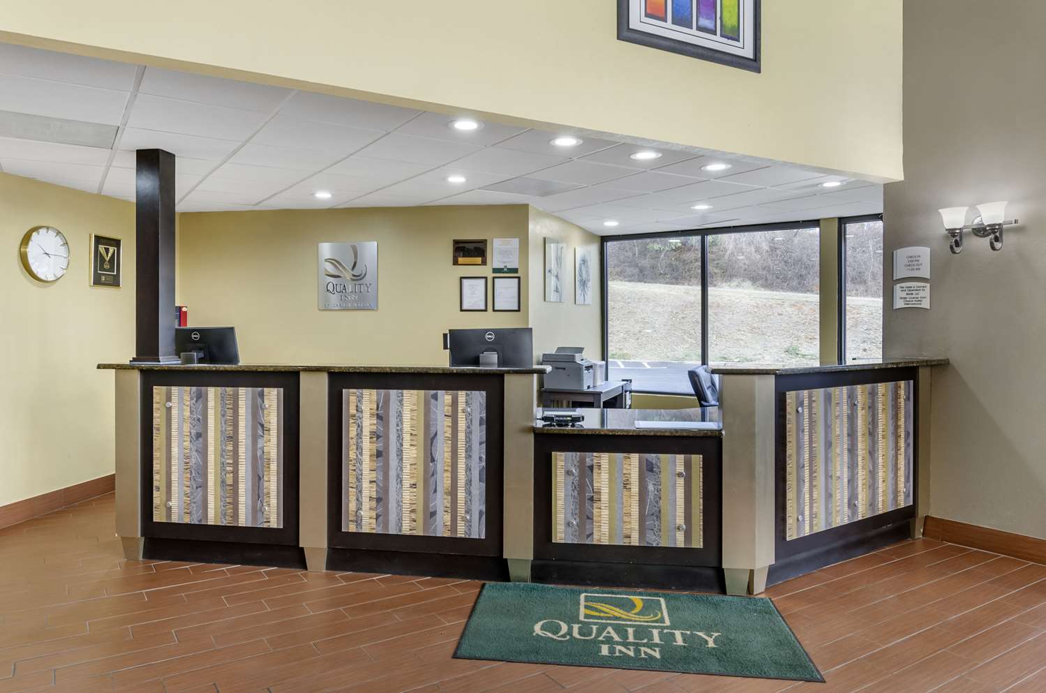 Quality Inn Hillsville 9/48
