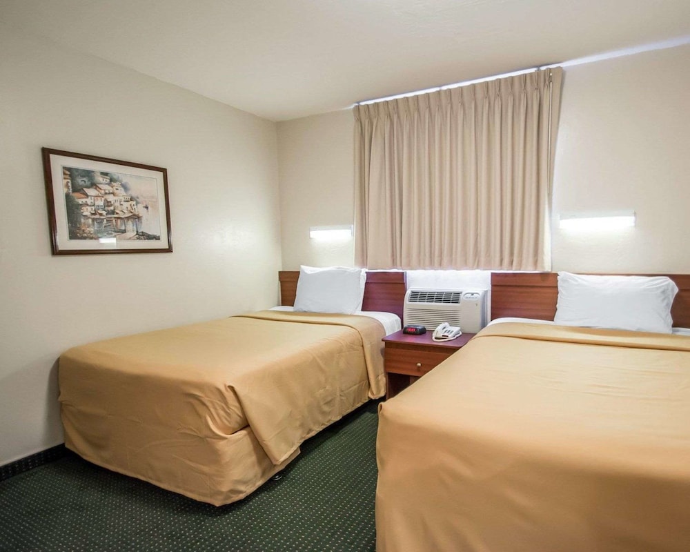 Suburban Studios Melbourne Airport 18/39