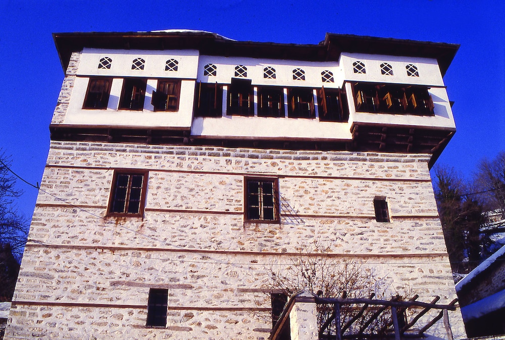 Santikos Mansion 2/26