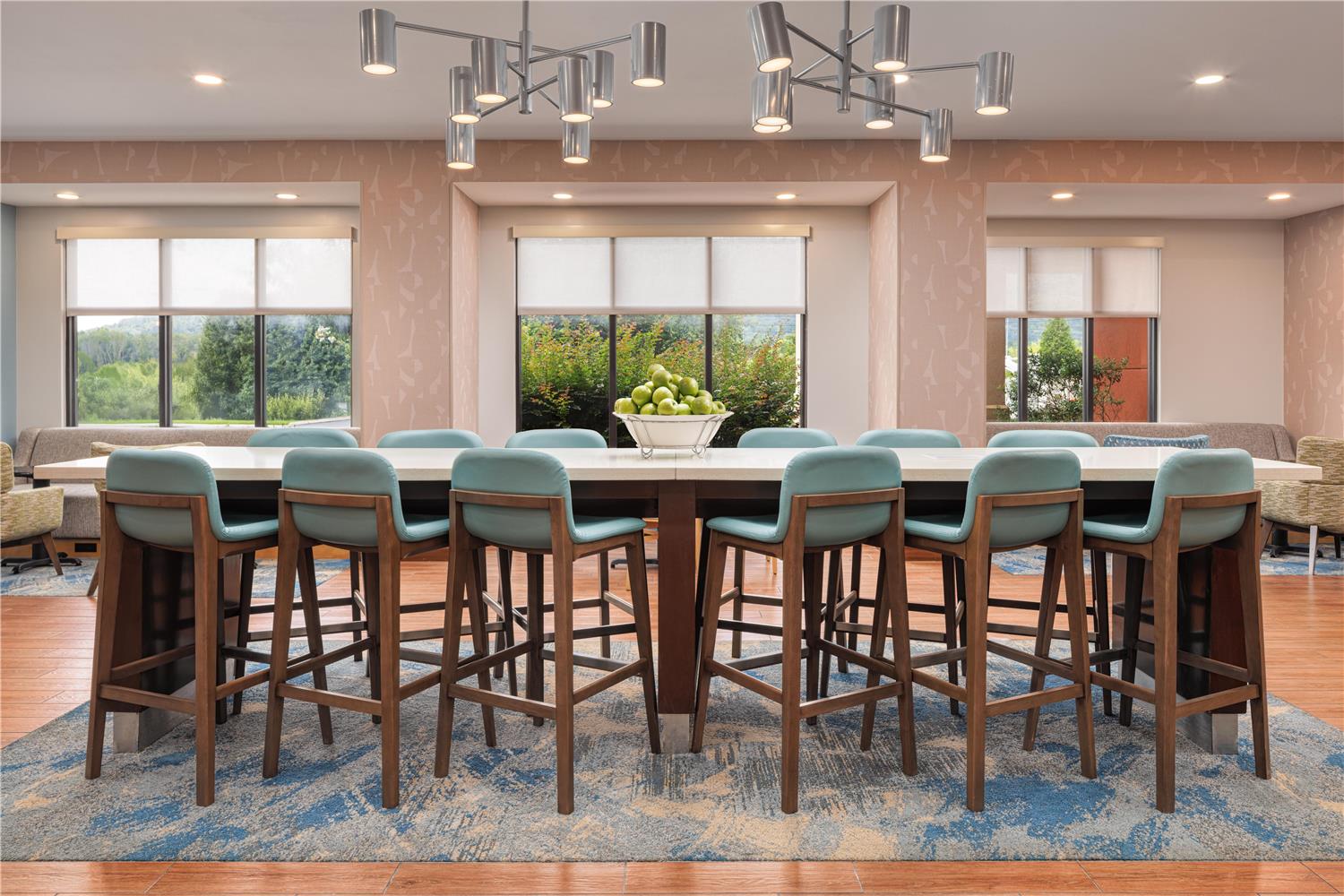 restaurant cafeteria