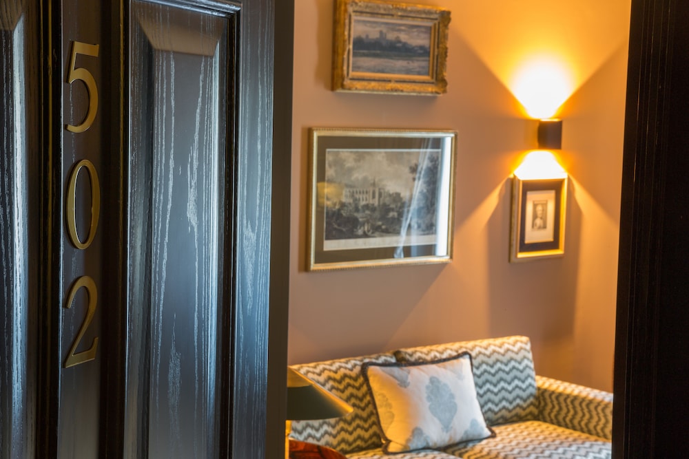 Valverde Hotel 41/46