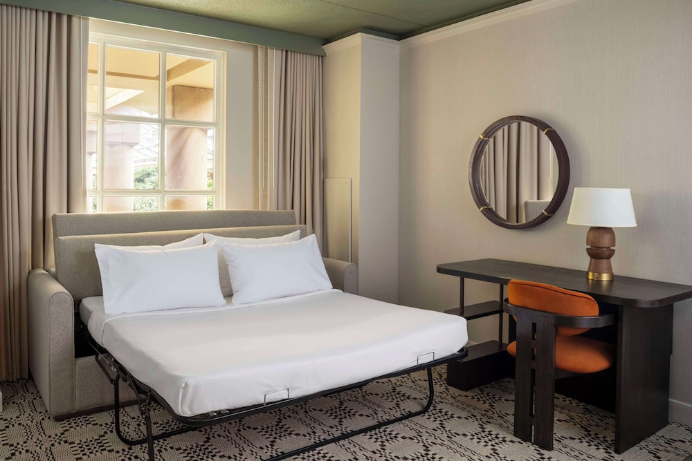 Hyatt Regency Greenwich 26/62
