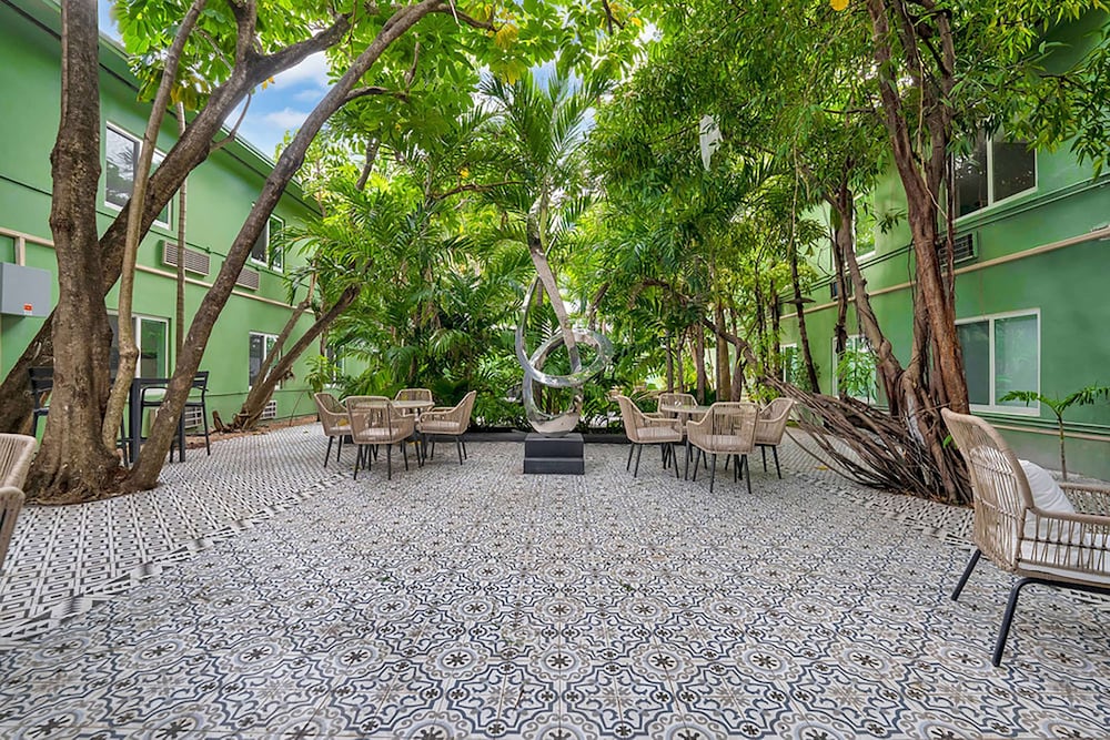 Garden Hotel Miami Airport, Trademark Collection by Wyndham 35/47
