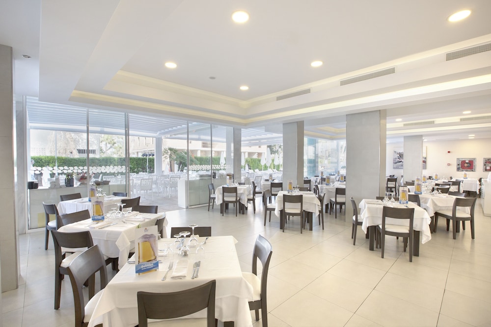 Mar Hotels Playa de Muro Suites 45/56