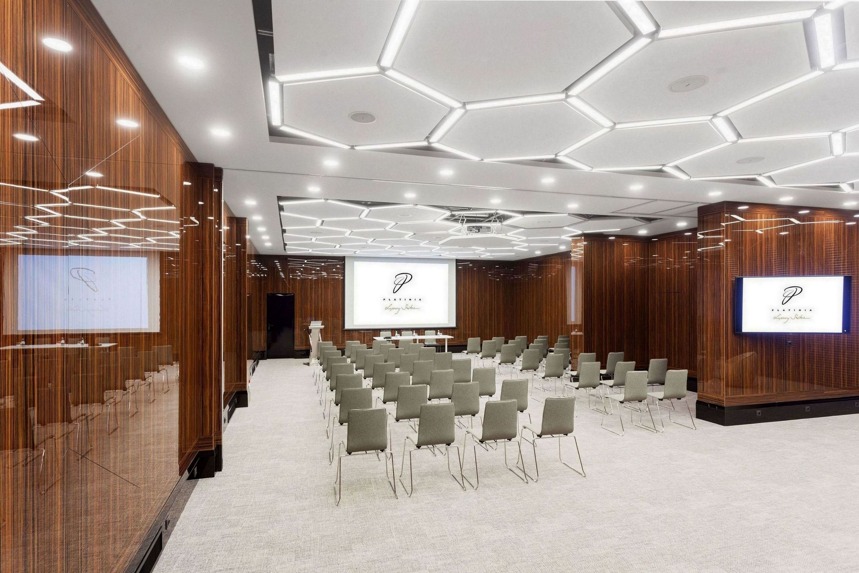 Hotel Platinia 33/38