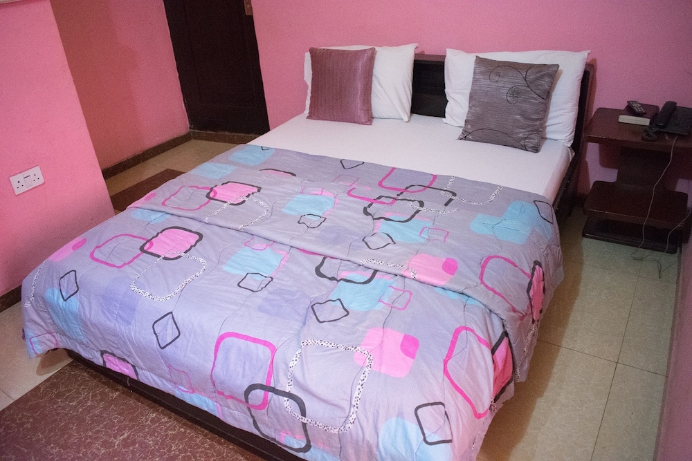 Maria Suites 5/41