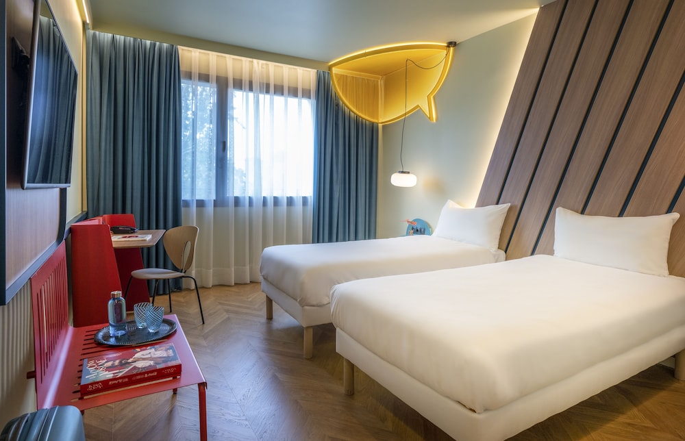 STANDARD, TWIN BEDS